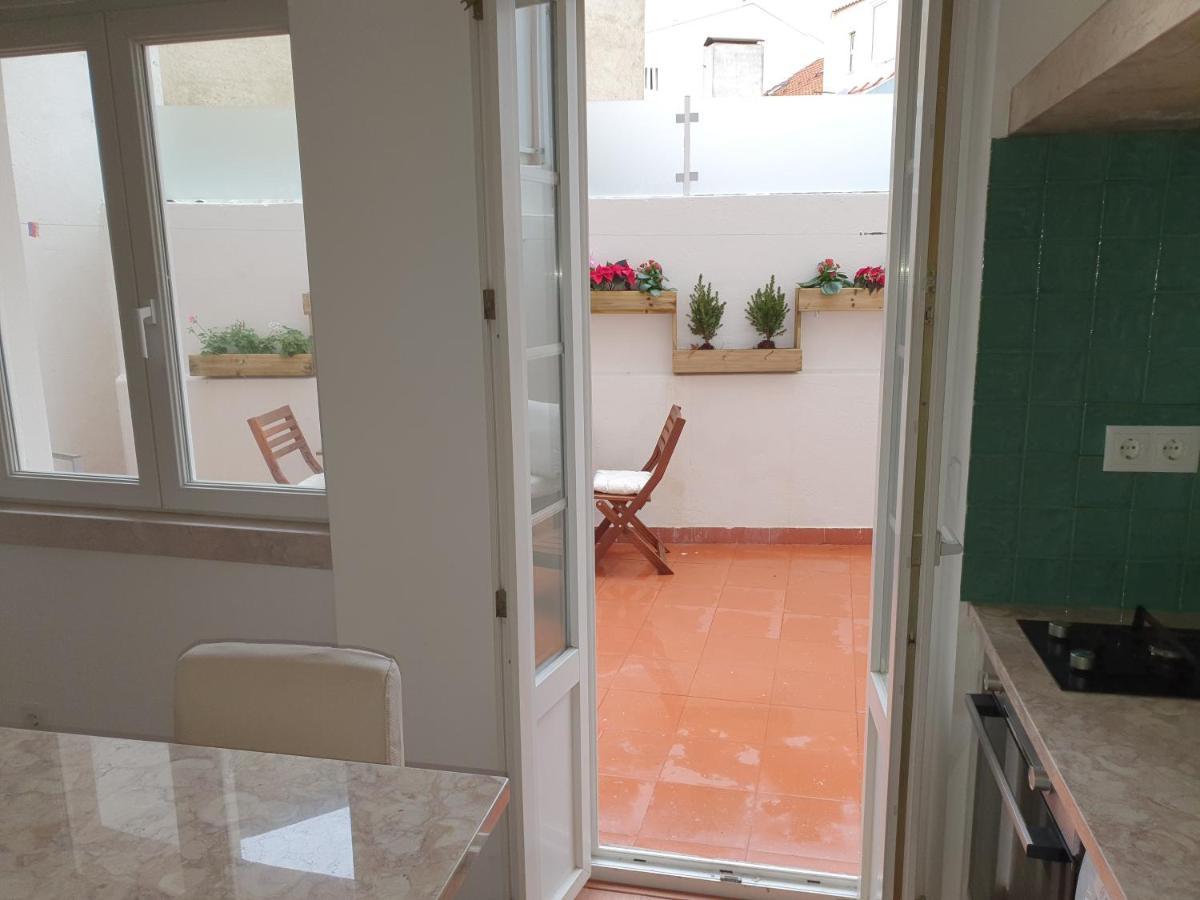 7Ti7 Telhal Apartment With A Lovely Backyard Lisbon Exterior photo